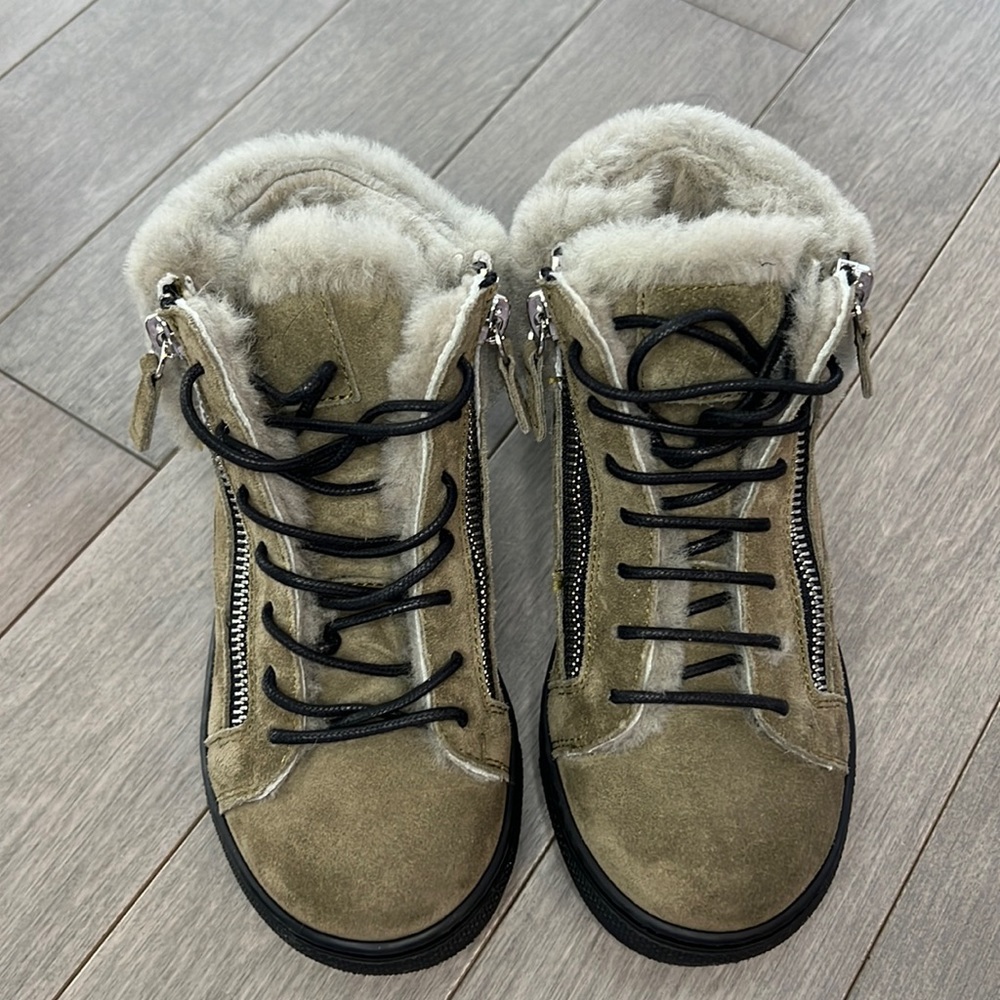 GIUSEPPE ZANOTTI
Jasmin Fur-Trim Suede Boot, Toddler